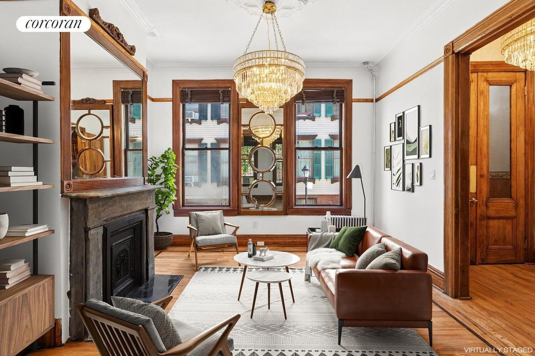 House in New York, New York, United States 1 - 18844577