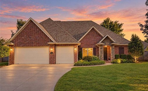 House in Johnson, Arkansas, United States 1