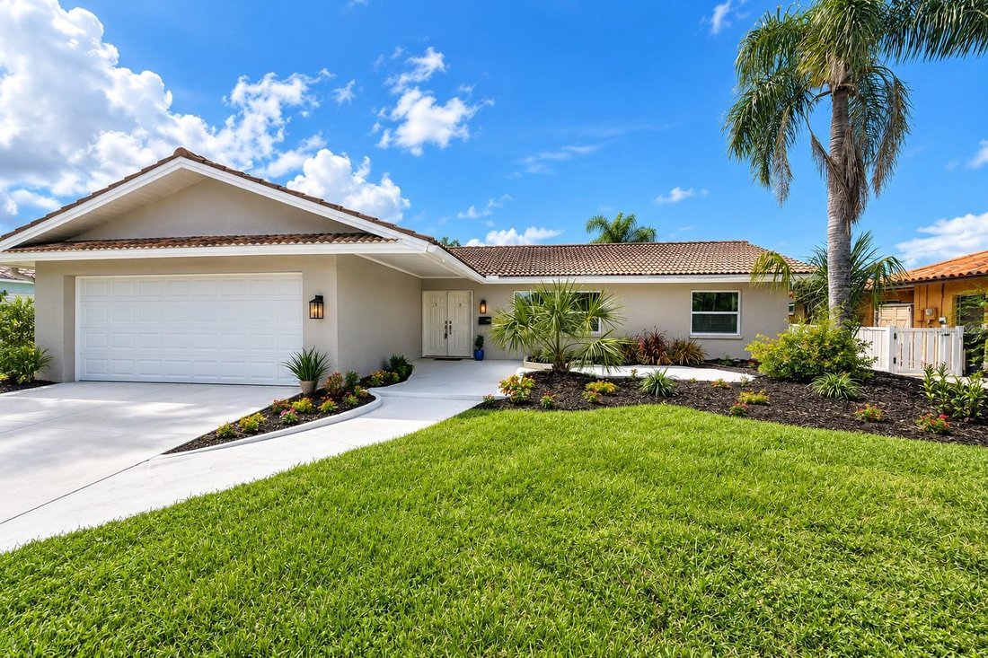 Maison à New Port Richey, Floride, États-Unis 1 - 18169824