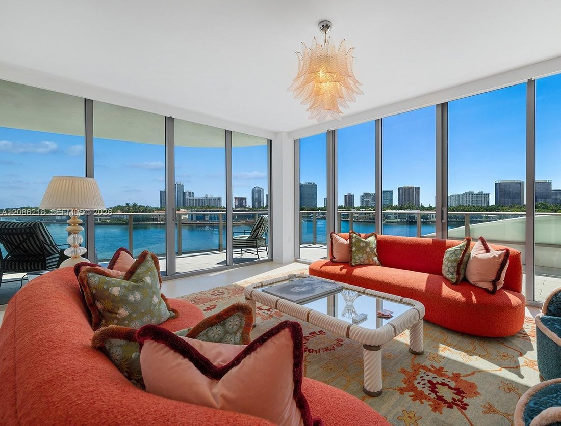 Condo in Bal Harbour, Florida, United States 1 - 18850191