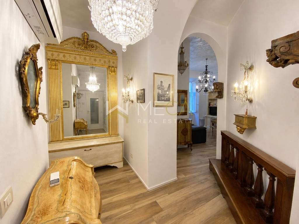 Apartment in Centro Storico, Desenzano del Garda, Lombardy 1 - 18853138