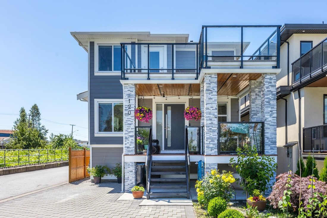 House in New Westminster, British Columbia, Canada 1 - 18857467