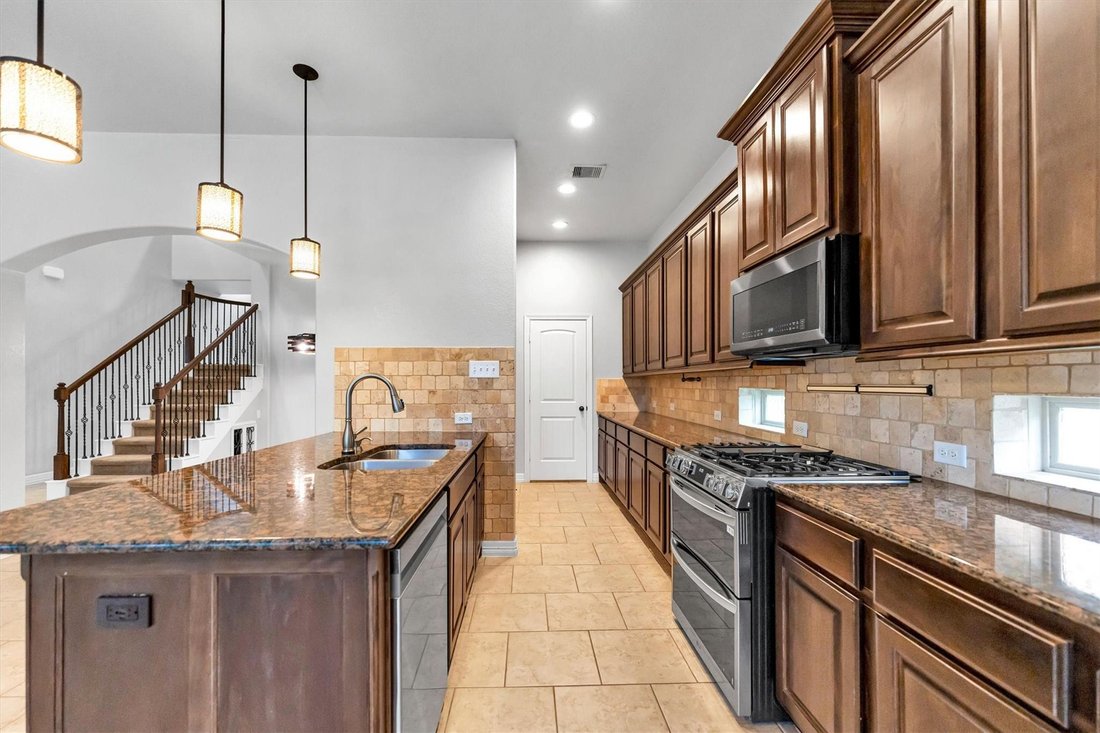 House in Spring, Texas, United States 5 - 18855706