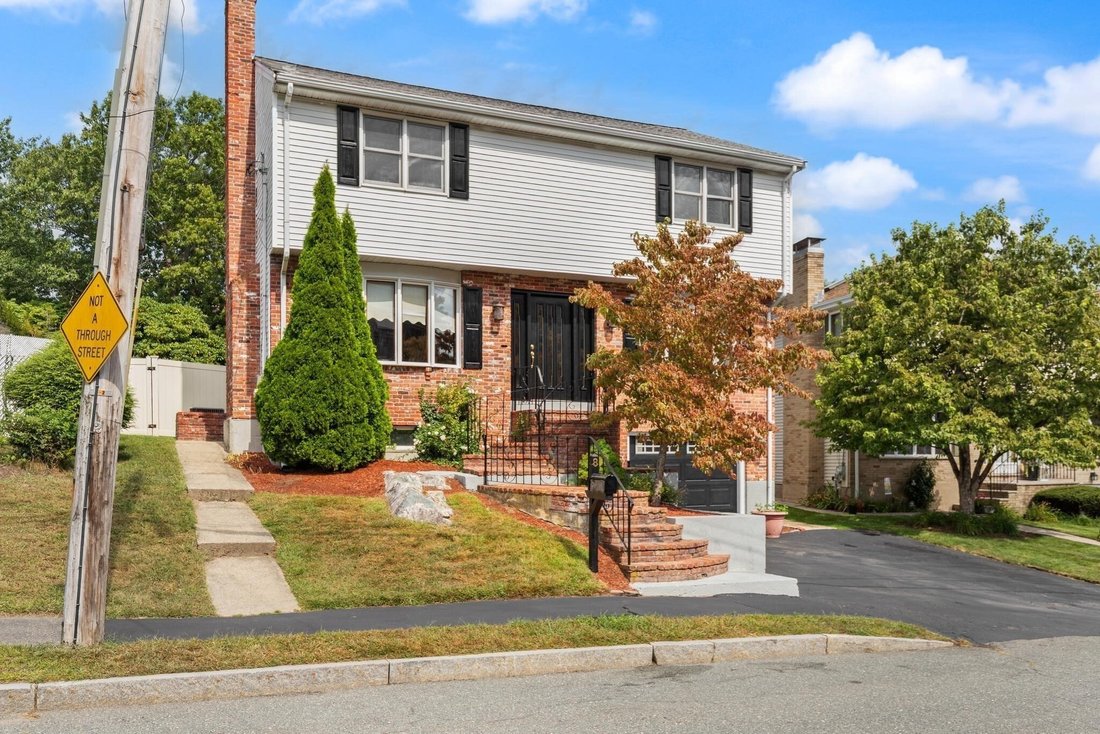 House in Medford, Massachusetts, United States 2 - 18844575