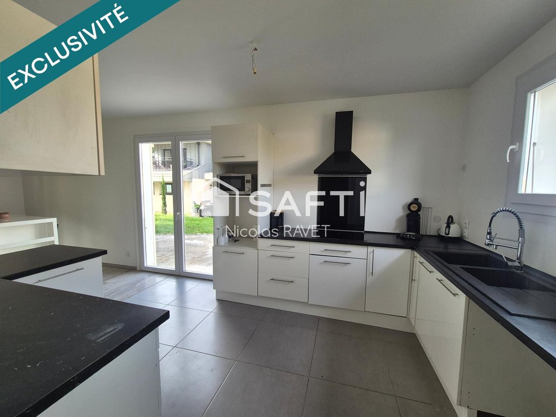 House in Armoy, Auvergne-Rhône-Alpes, France 2 - 18850983