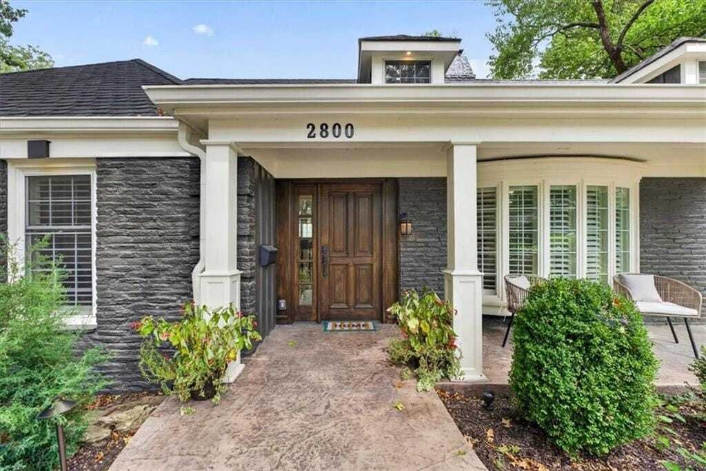 House in Mission Hills, Kansas, United States 2 - 18857346