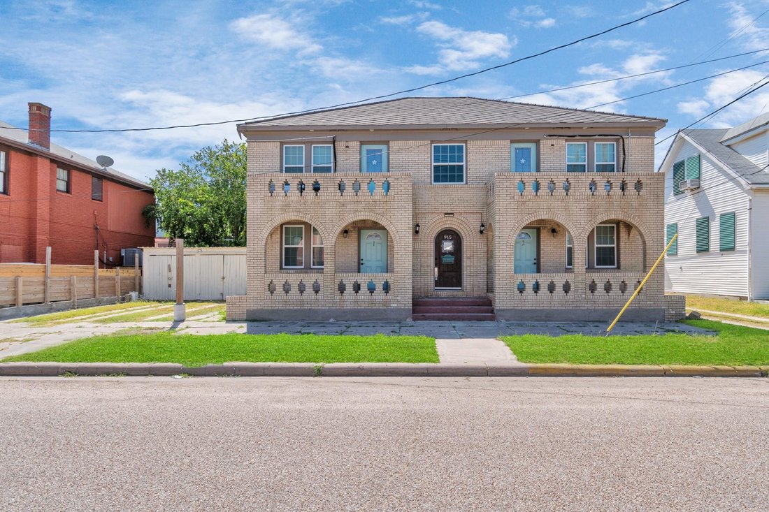Galveston, Texas, United States 3 - 18851664