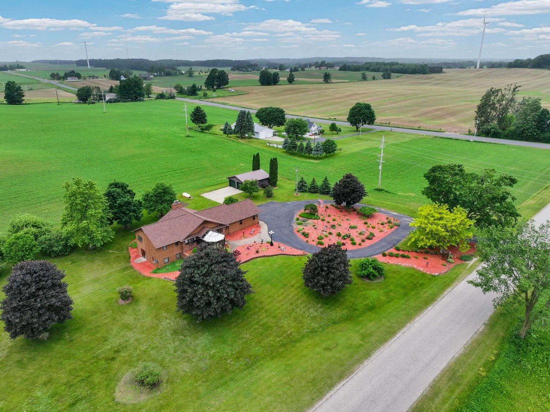 House in McBain, Michigan, United States 2 - 18842779