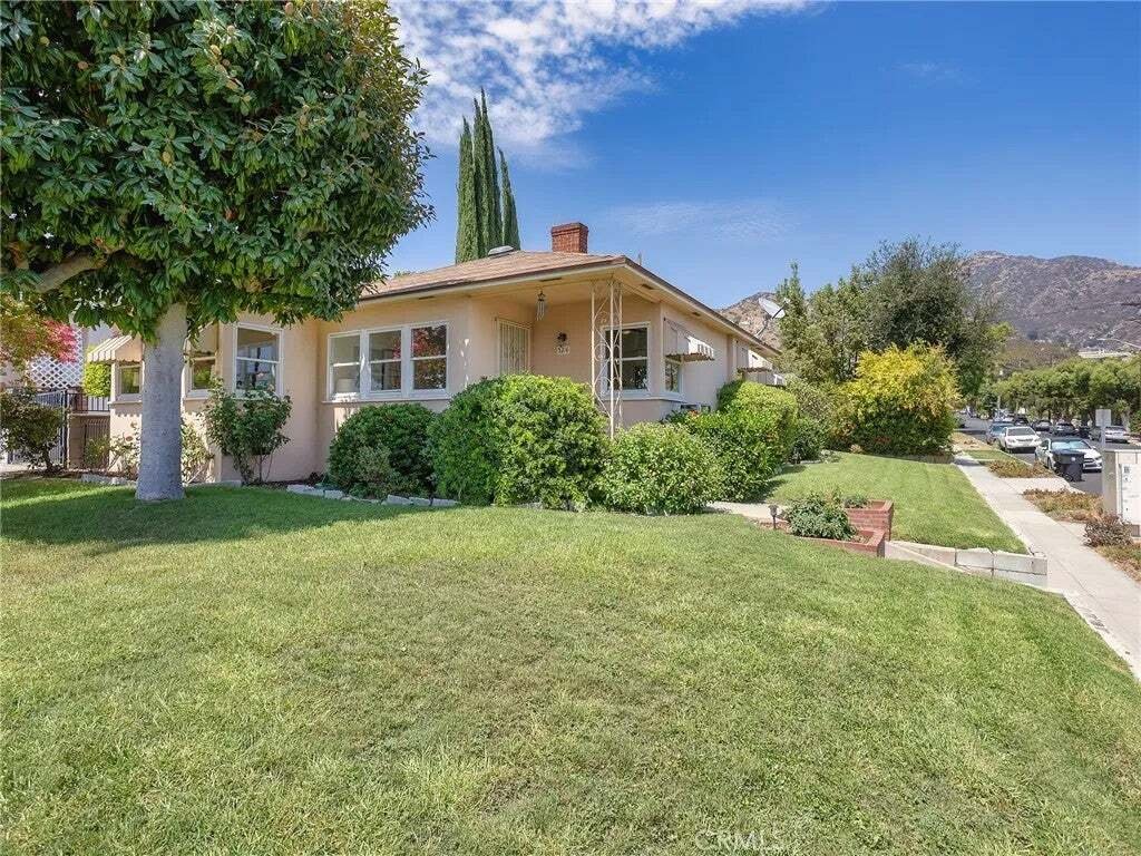 House in Burbank, California, United States 1 - 18847136