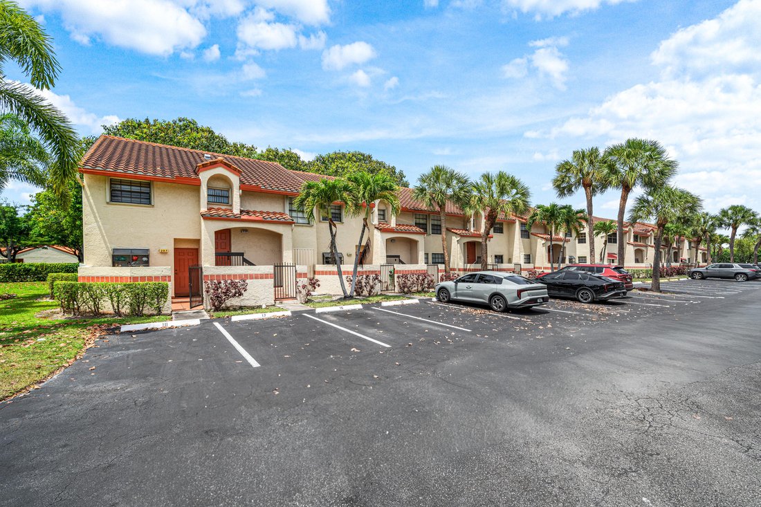 Condo in Deerfield Beach, Florida, United States 2 - 18853366