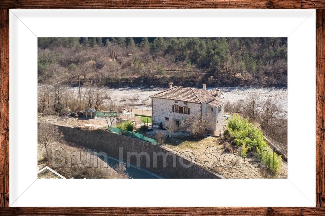 Villa in Villars-sur-Var, Provence-Alpes-Côte d'Azur, Frankreich 1 - 18843362