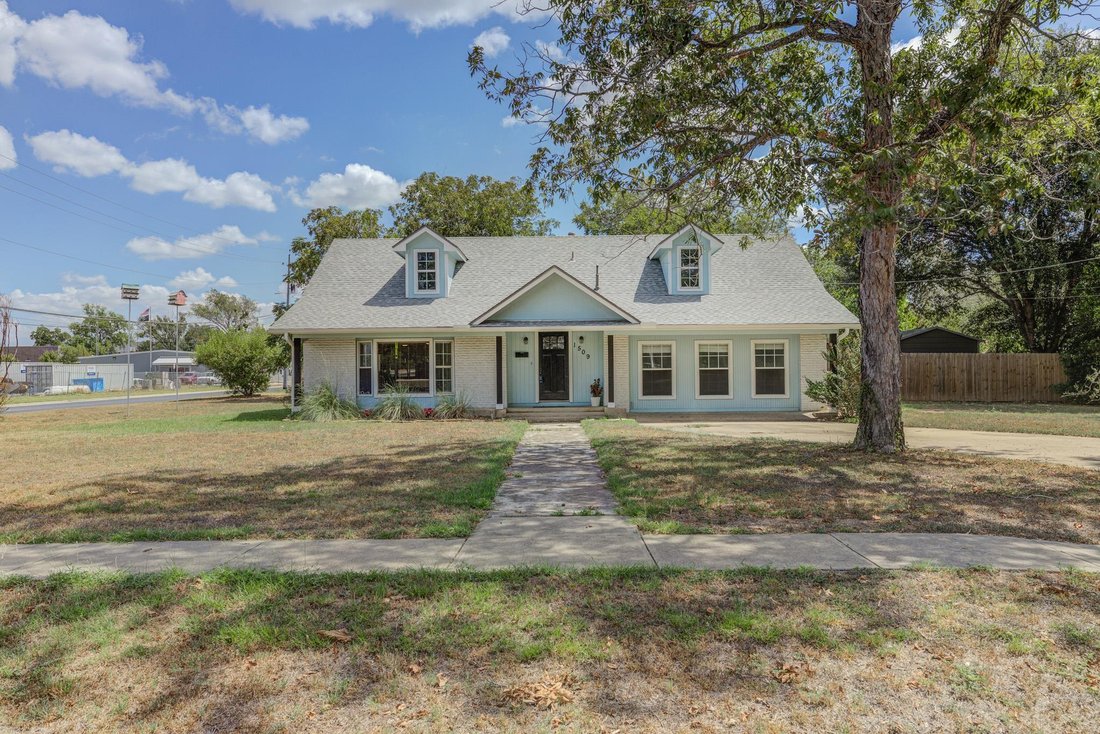 House in Bastrop, Texas, United States 3 - 18853119