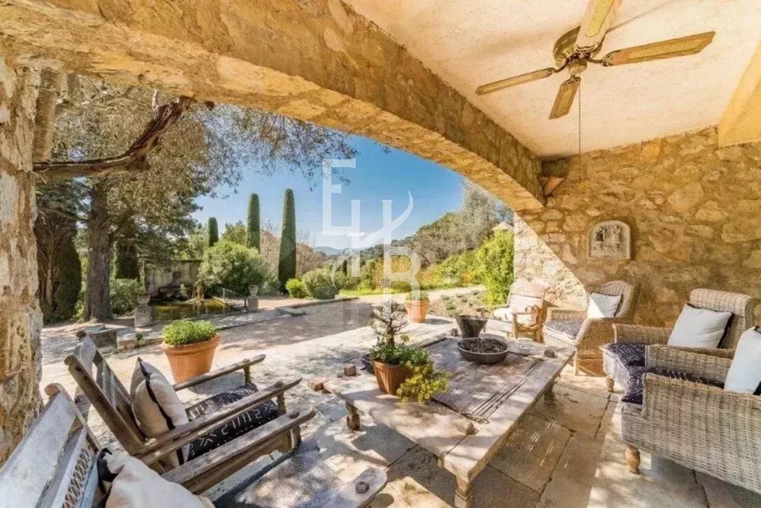 Casa en Mougins, Provenza-Alpes-Costa Azul, Francia 3 - 18280329
