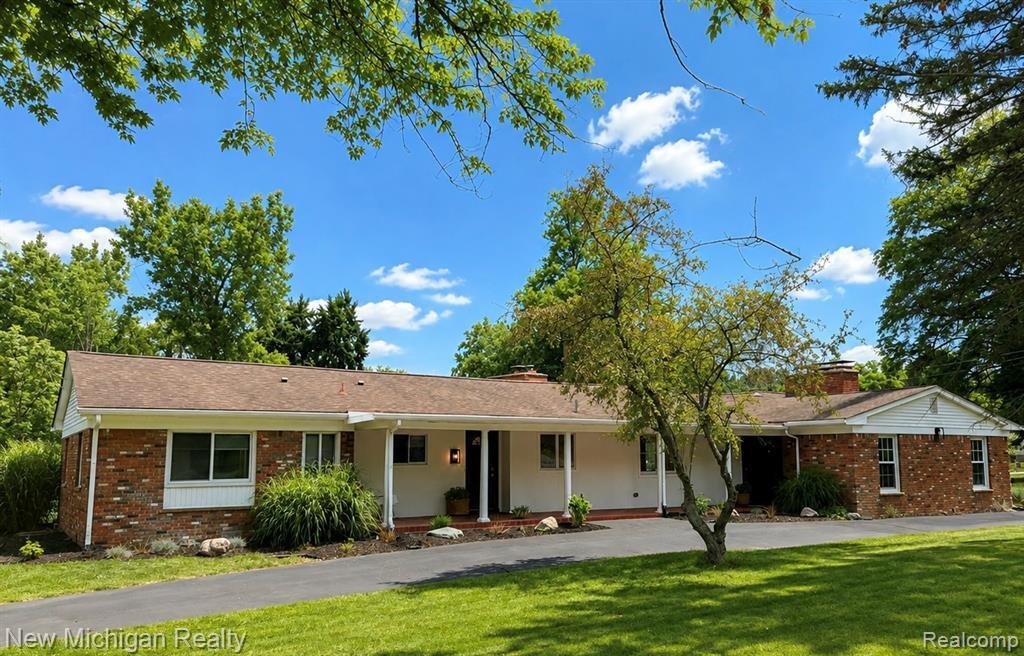 House in Farmington Hills, Michigan, United States 1 - 18854678