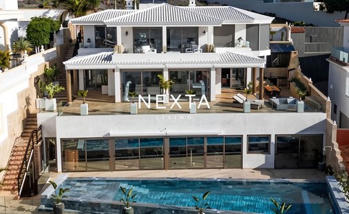 Villa in Costa Adeje, Adeje, Canary Islands 1