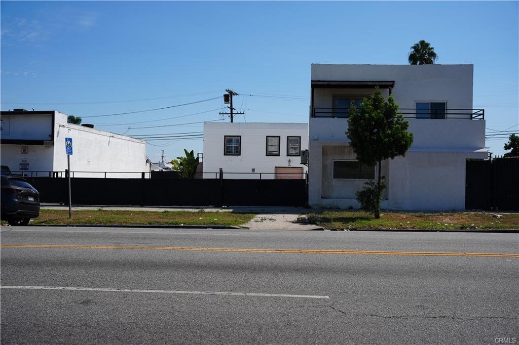 Los Angeles, California, United States 2 - 18852010