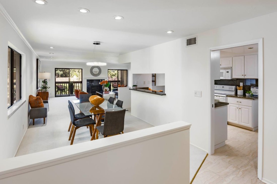 Condominio a Los Altos Hills, California, Stati Uniti 3 - 18851309