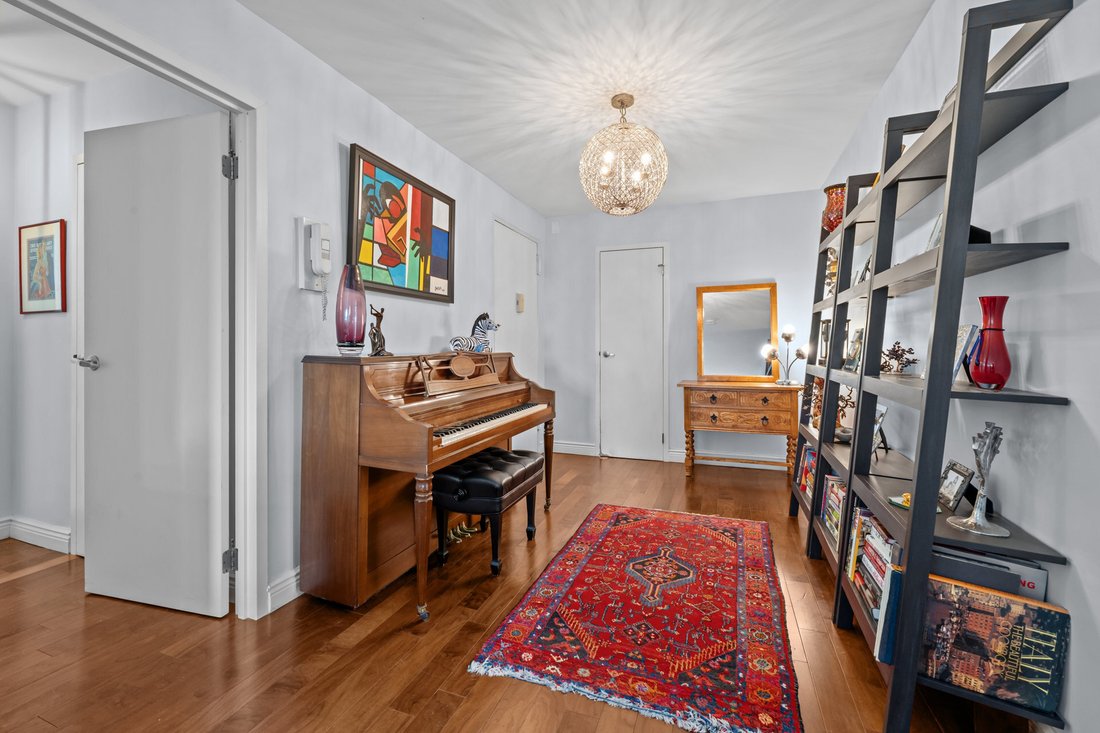 Co Op in New York, New York, United States 3 - 18847580