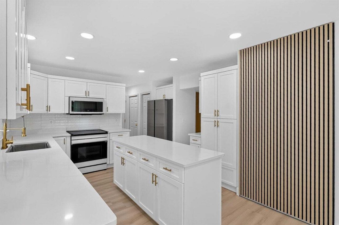 Condo in Plymouth, Michigan, United States 3 - 18846441