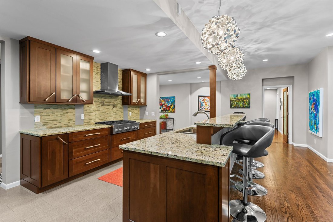 House in Beverly Hills, Michigan, United States 4 - 18853967