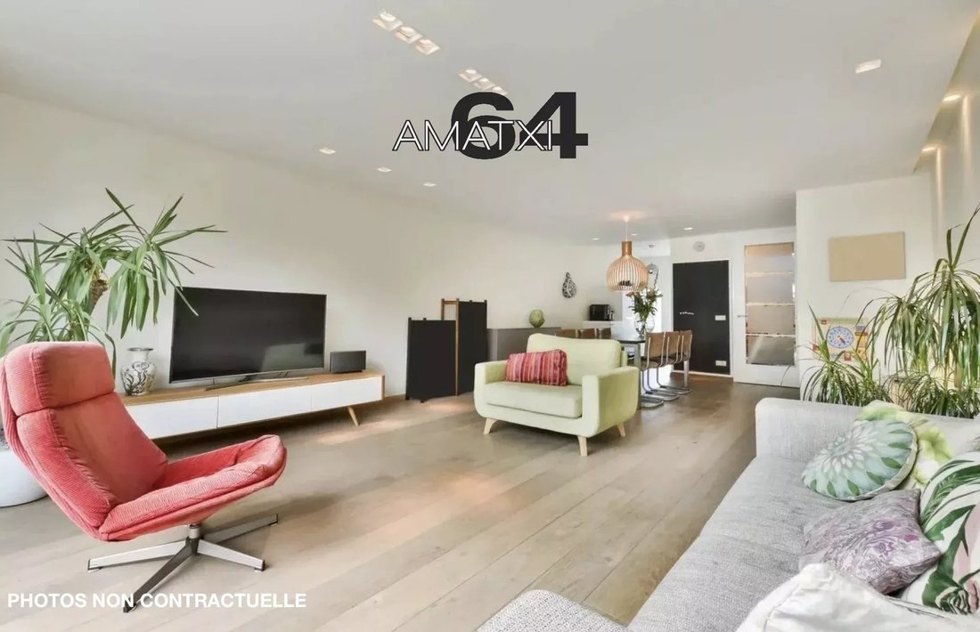 Villa en Anglet, Nueva Aquitania, Francia 2 - 16368812
