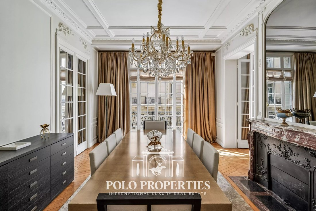 Apartment in Chaillot, Paris 16e Arrondissement, Paris 5 - 18812456