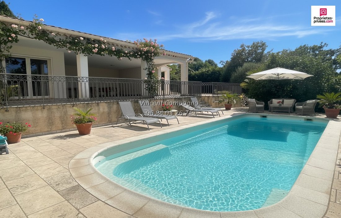 Villa in Riez, Provence-Alpes-Côte d'Azur, France 3 - 18853832