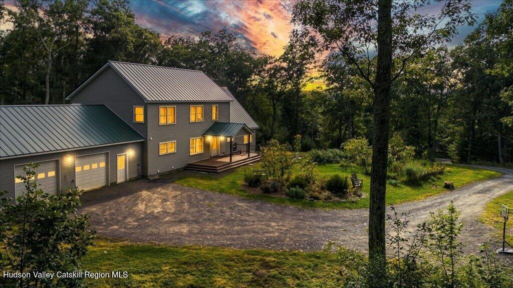 Altro a Kingston, New York, Stati Uniti 2 - 18854391