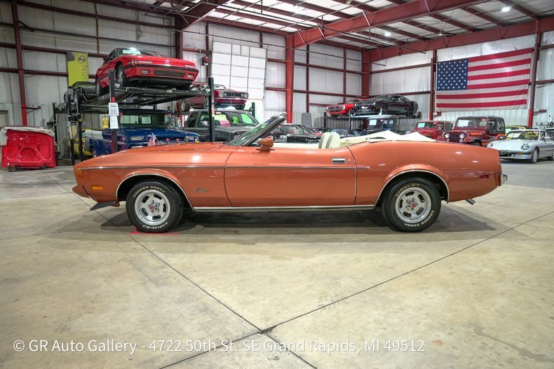 Cabriolet in Grand Rapids, United States 4 - 18850024
