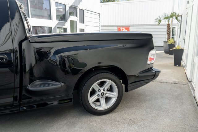 Pickup in Bellevue, WA, United States 5 - 18817965
