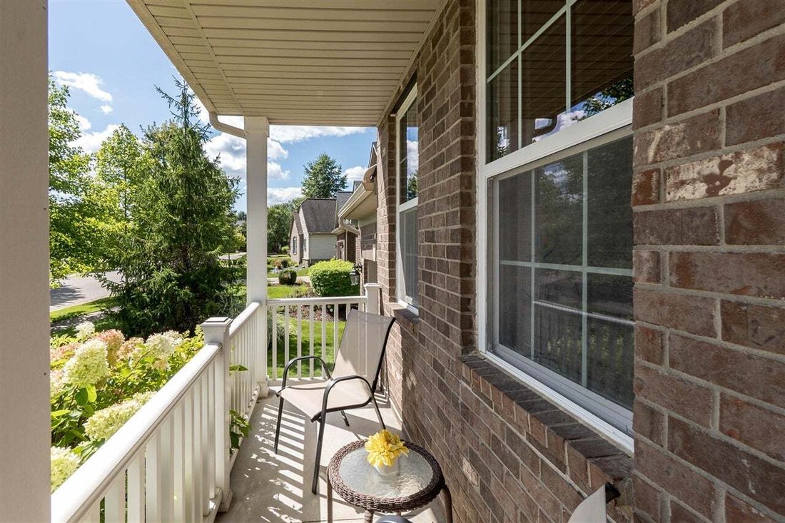 Condominio a South Lyon, Michigan, Stati Uniti 2 - 18849795