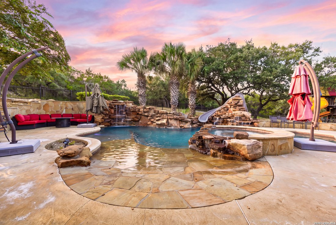 Casa a Scenic Oaks, Texas, Stati Uniti 1 - 18842580