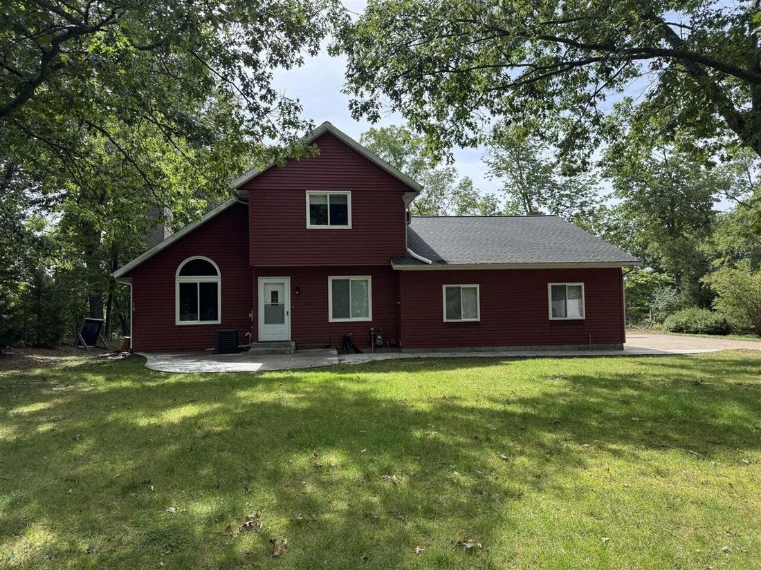 House in Allegan, Michigan, United States 5 - 18842815