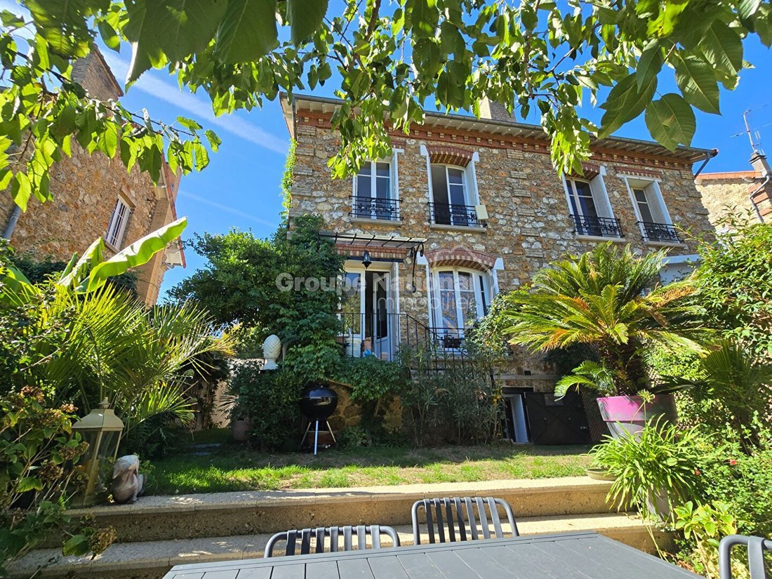 House in Les Arcades, Viroflay, France 1 - 18853498