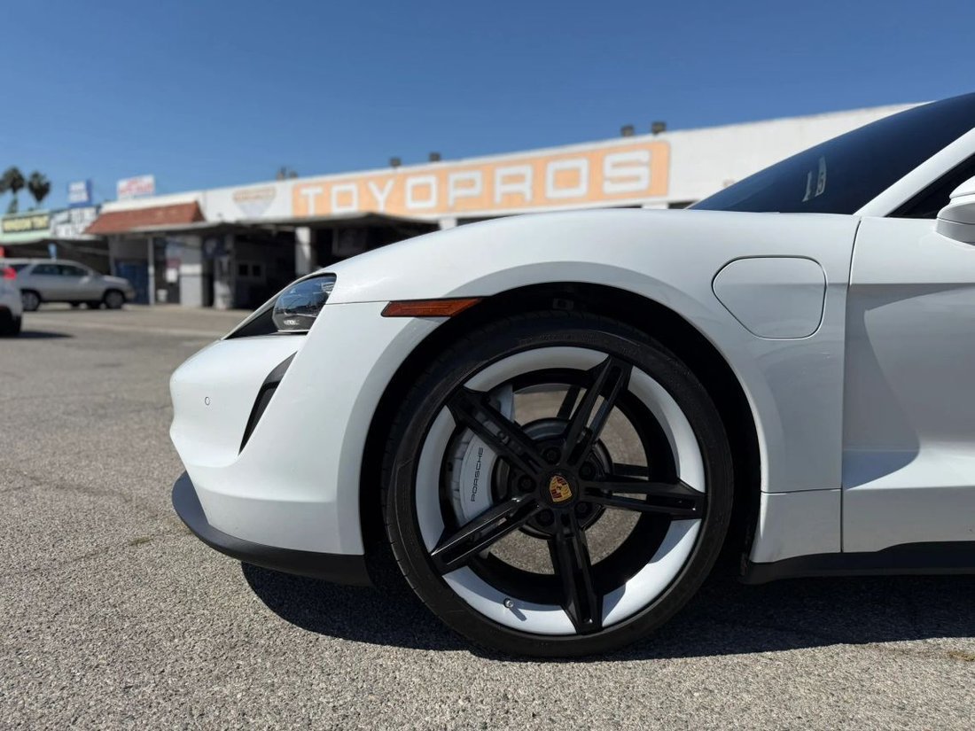 Sedan in Azusa, CA, United States 5 - 18850664