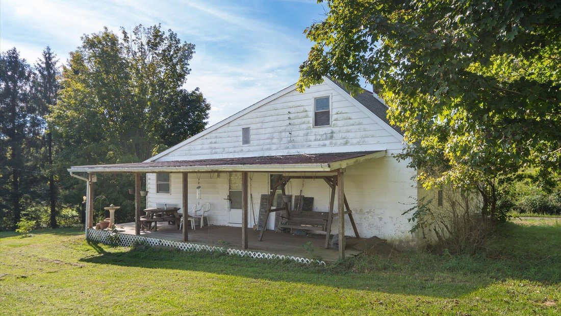 House in Zanesville, Ohio, United States 3 - 18820376