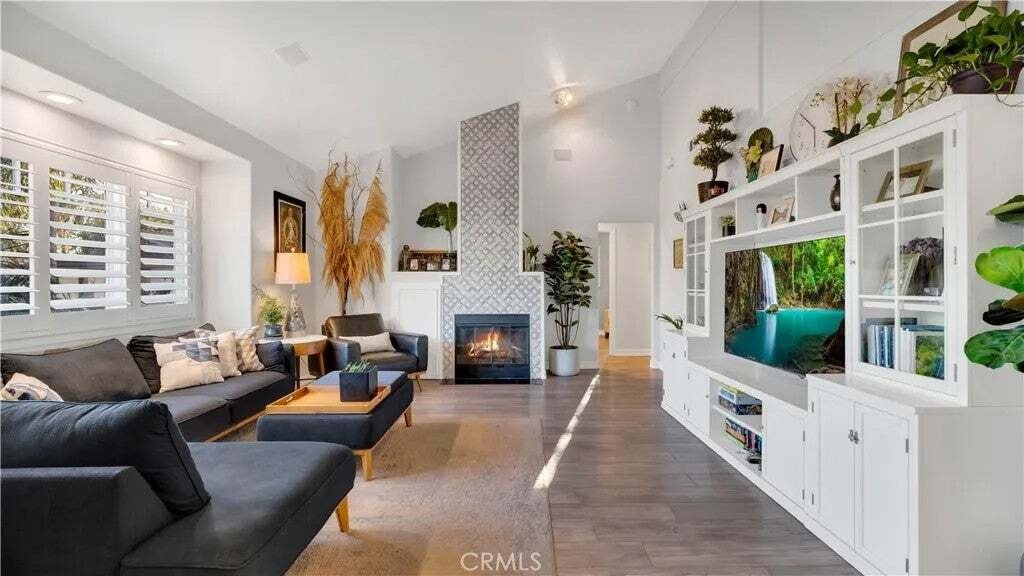 House in Santa Ana, California, United States 5 - 18849559