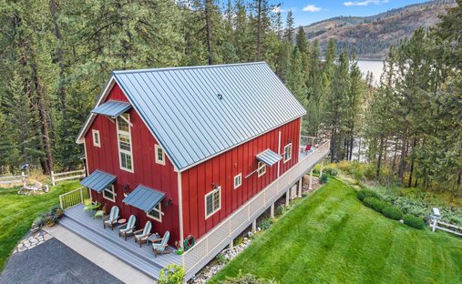 House in Fruitland, Washington, United States 1