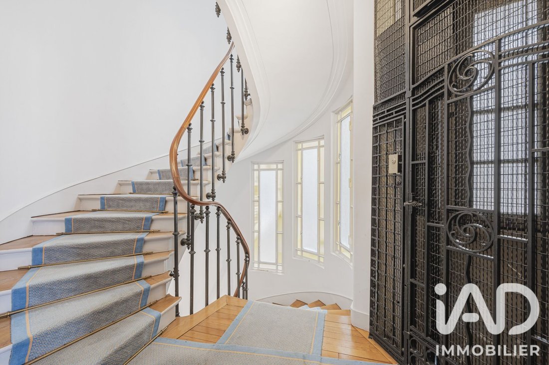 Apartment in Chaillot, Paris 16e Arrondissement, Paris 3 - 18852200