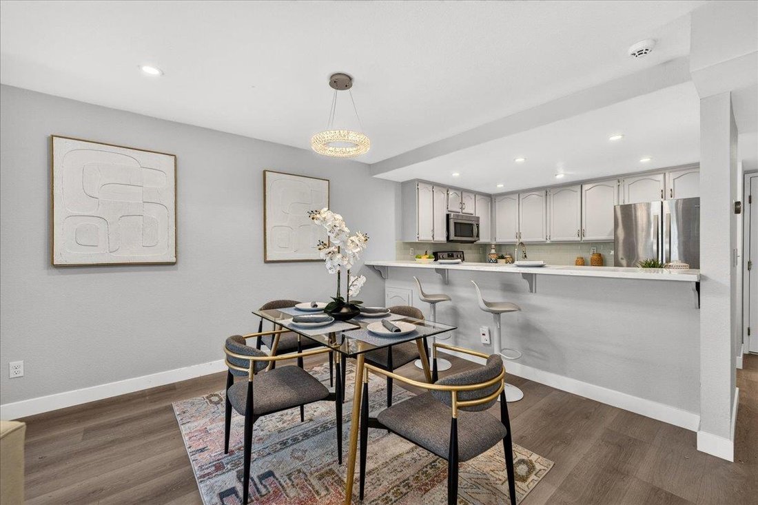 Townhouse in San Jose, California, United States 5 - 18842029