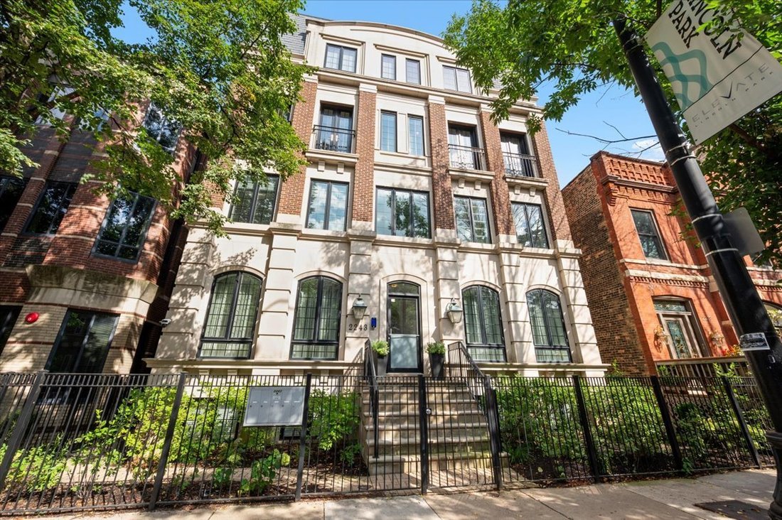 Condo in Chicago, Illinois, United States 1 - 18850473
