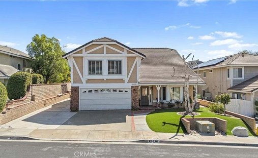 House in Santa Clarita, California, United States 1