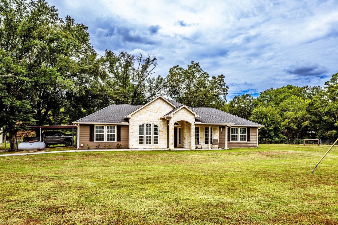 House in Trinity, Texas, United States 4 - 18842895