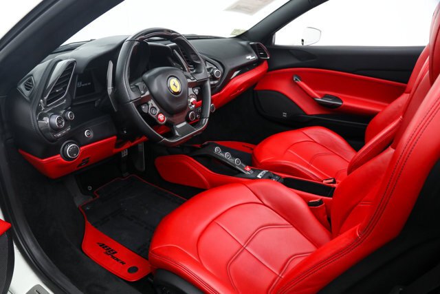 Cabriolet in Fort Lauderdale, FL, United States 2 - 18850323