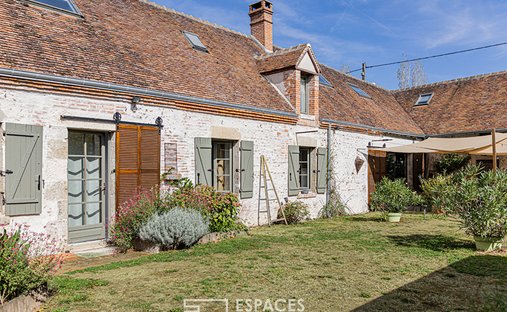 Villa a Saint-Benoît-sur-Loire, Centro-Val della Loira, Francia 1