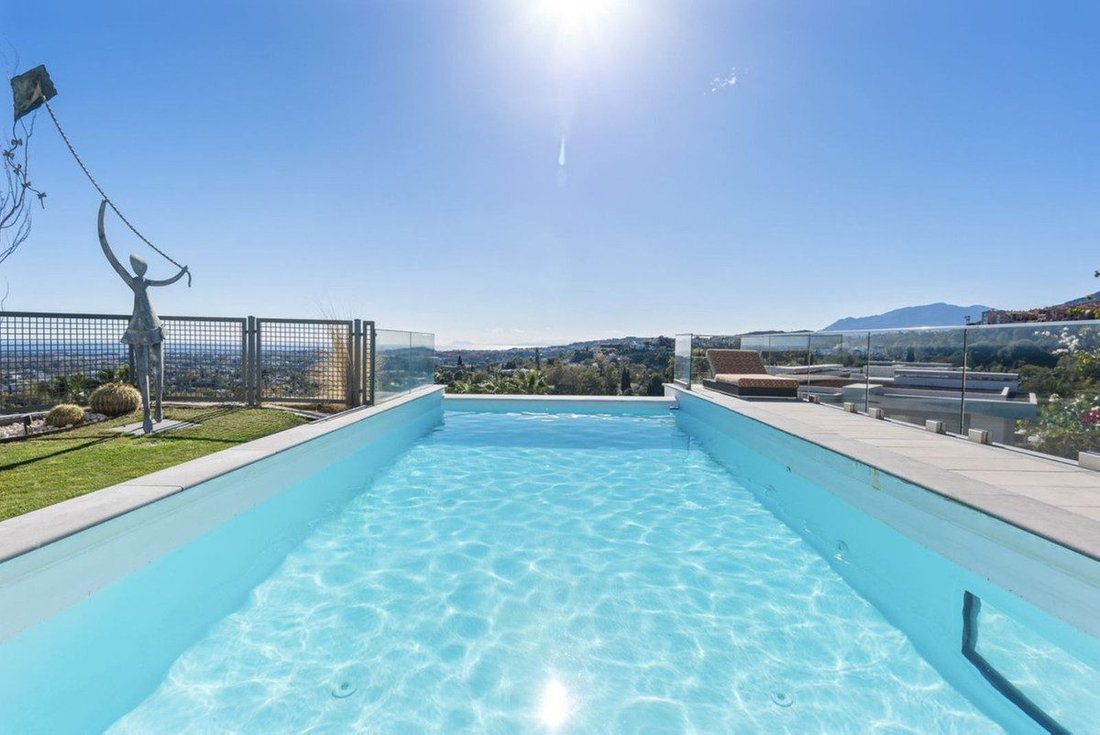 Villa in La Quinta, Benahavís, Andalusien 4 - 18859739