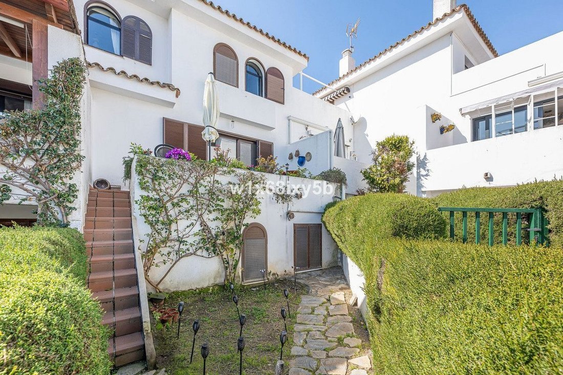 Stadthaus in Cancelada, Estepona, Andalusien 2 - 18856430