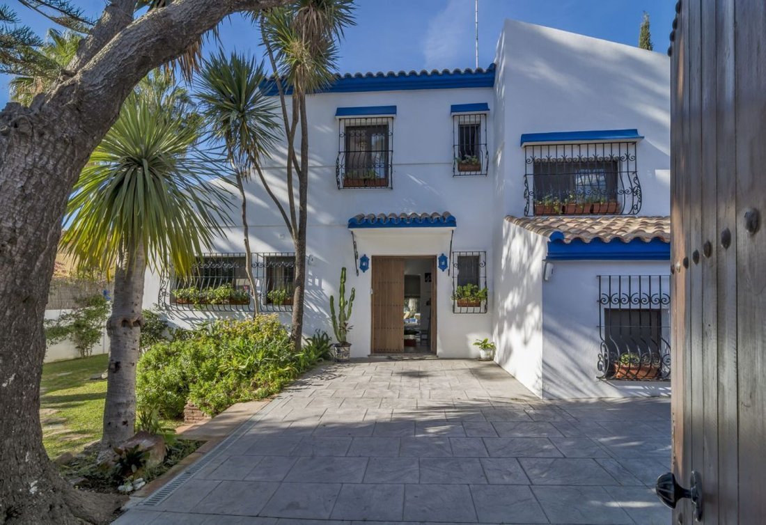 Villa in Marbella, Andalusia, Spain 5 - 18860122