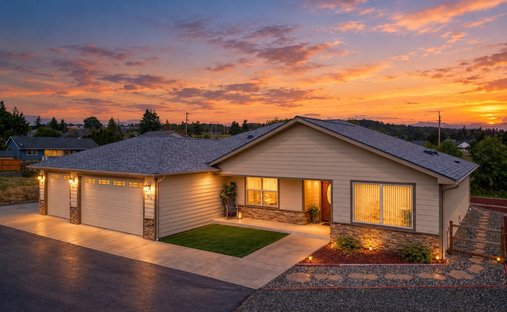 House in Sutherlin, Oregon, United States 1