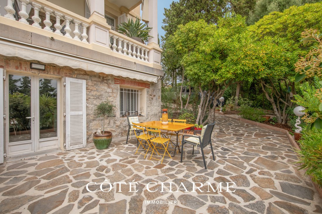 Appartamento a Hyères, Provenza-Alpi-Costa Azzurra, Francia 5 - 18844149